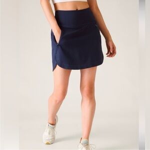 Athleta Fairway Golf Skort 18” Navy Blue